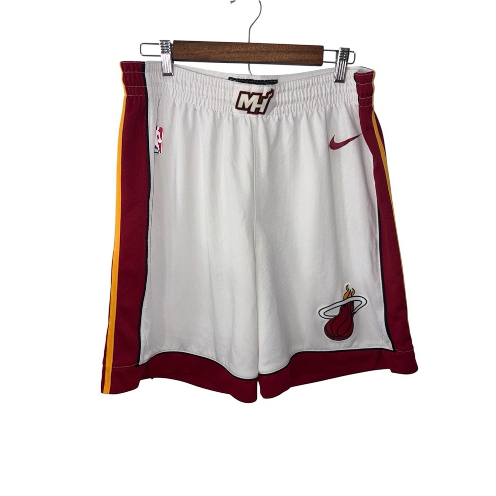 Vintage Rare Nike Miami Heat NBA White Basketball Shorts Mens Sz XL White